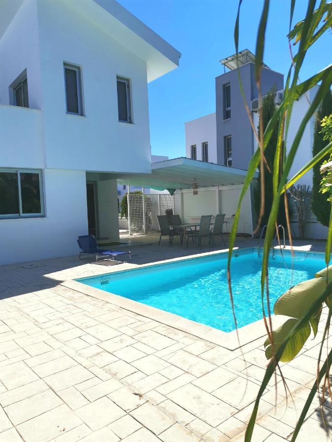 Colonial Villa 32 Perivolia Exterior photo