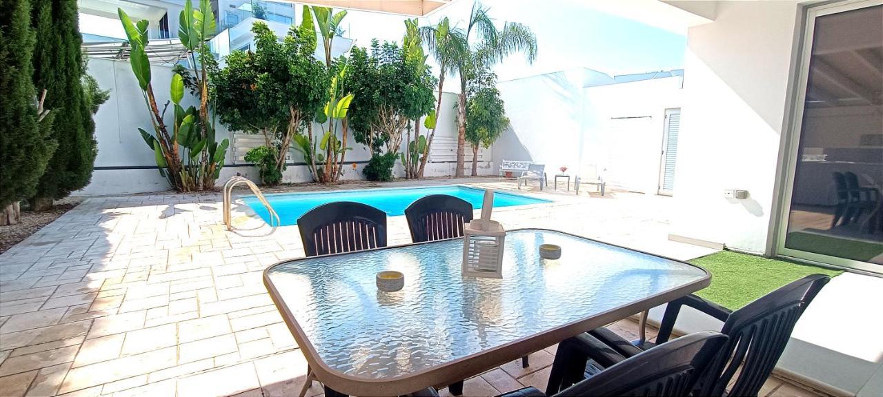 Colonial Villa 32 Perivolia Exterior photo