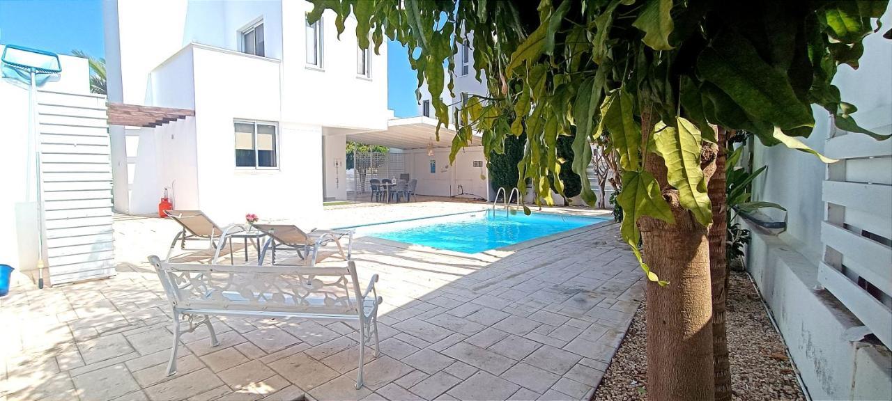Colonial Villa 32 Perivolia Exterior photo
